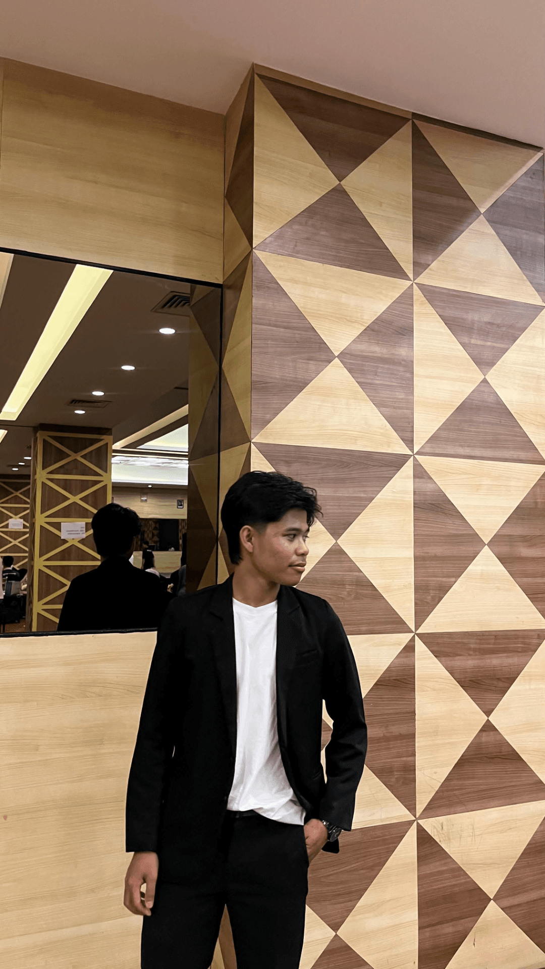 MER(D)EKA MEREKA: Ketika Kemerdekaan Hanya Menjadi Milik Mereka