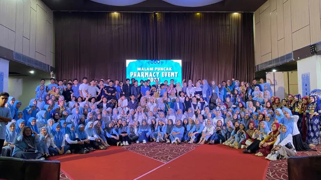 Malam Puncak Pharmacy Event 2024: Perayaan Harmoni, Kreativitas, dan Prestasi